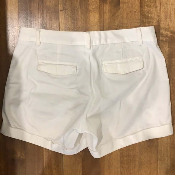 Mid-Rise 5” Short, Banana Republic - Picture 2 of 3